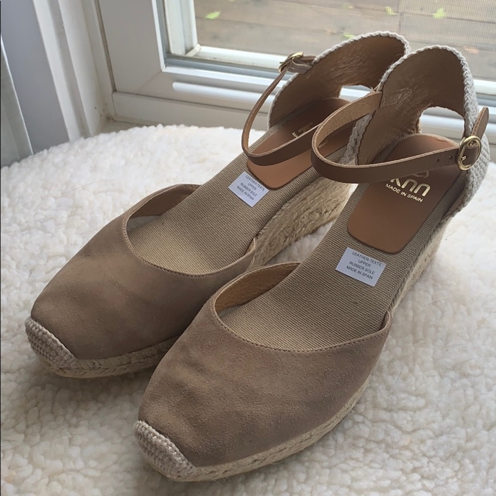 Women’s Espadrille Wedge Sandals - Tan Ankle Strap
